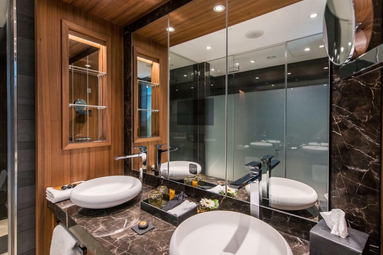 Hotel Faehrhaus Koblenz Exteriér fotografie Bathroom